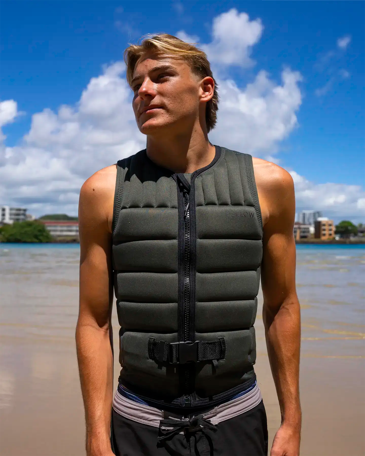 2026 Follow / Ep03 Total Mens Vest - Olive
