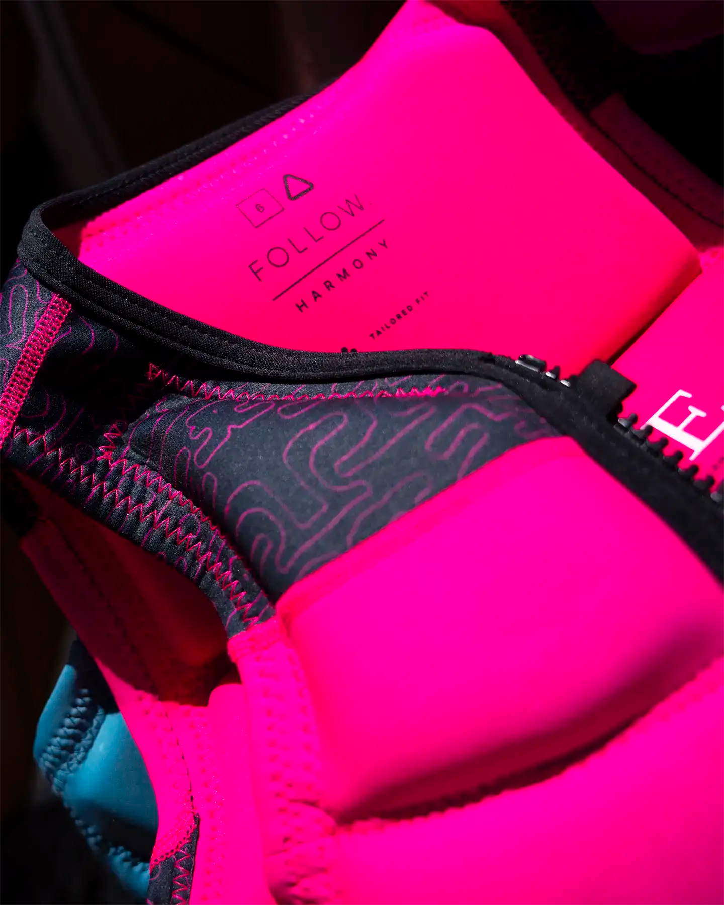 2026 Follow / Ep03 Harmony Womens Vest - Black/Pink
