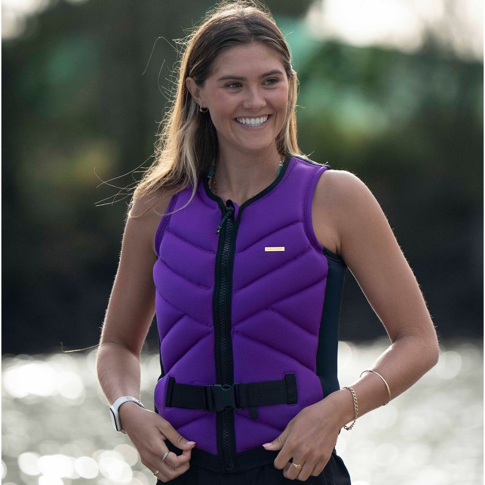 2027 Follow Cleo Womens Vest - Grape