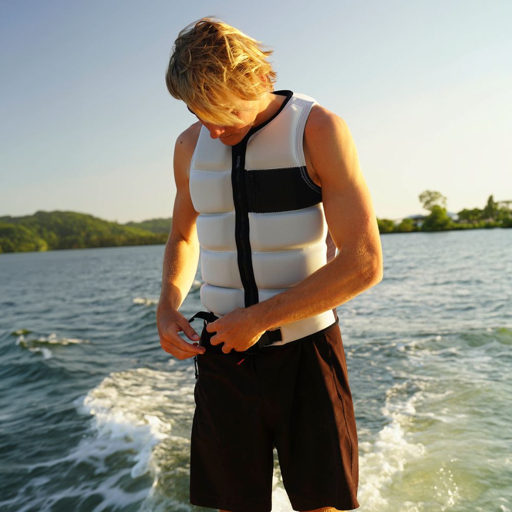 2027 Follow Affix Mens Vest - Silver